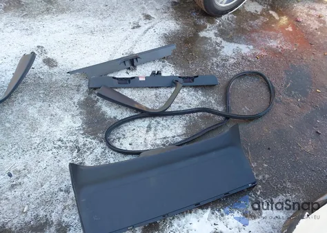 2018 Mercedes-Benz Glc 300 from USA, damaged, VIN WDC0G4JB7JF307306